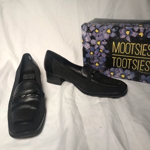 Mootsie Tootsie Black Loafers